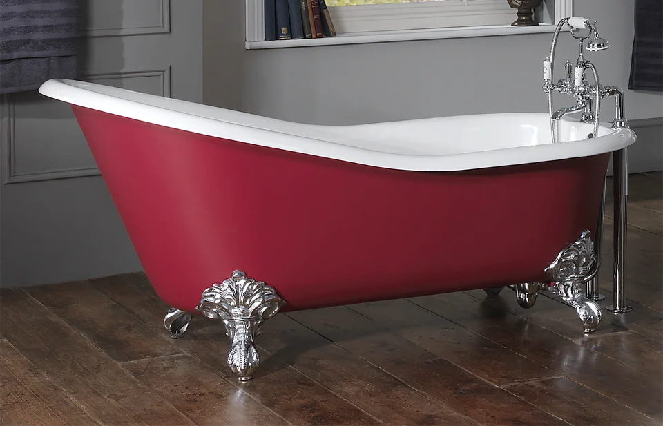 Rote Badewanne